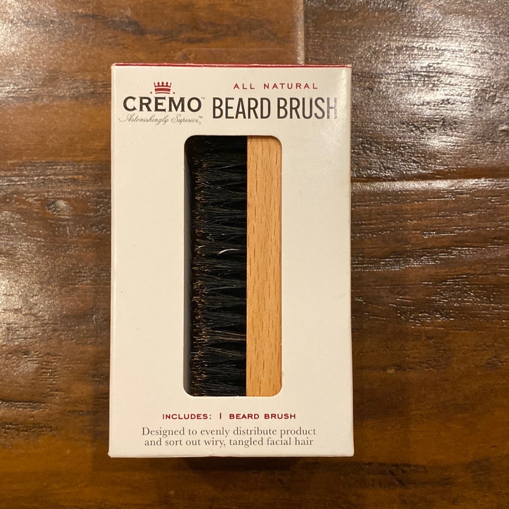 NWT Cremo 100% Boar Bristle Beard Brush w/ 100% Natural Wood Handle